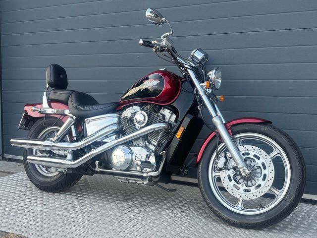 honda - vt-1100-c-shadow