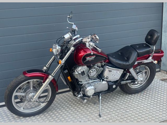 honda - vt-1100-c-shadow