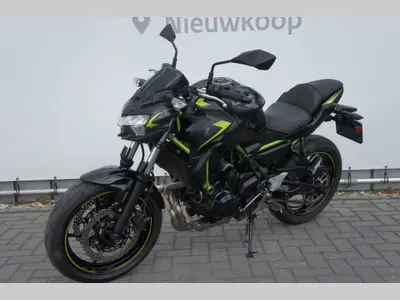 KAWASAKI Z650 – foto 3