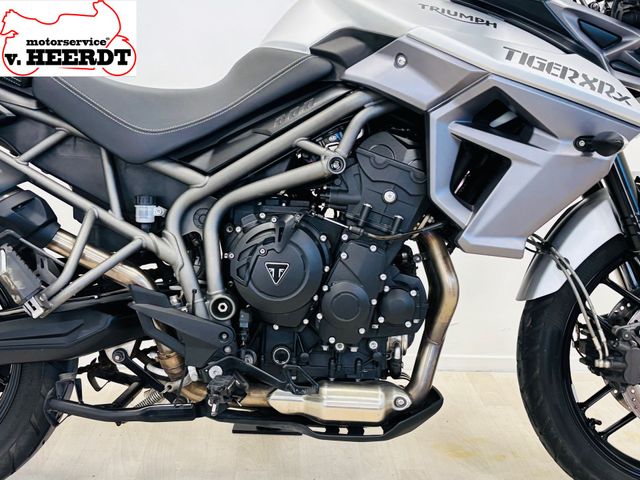 triumph - tiger-800-xrx