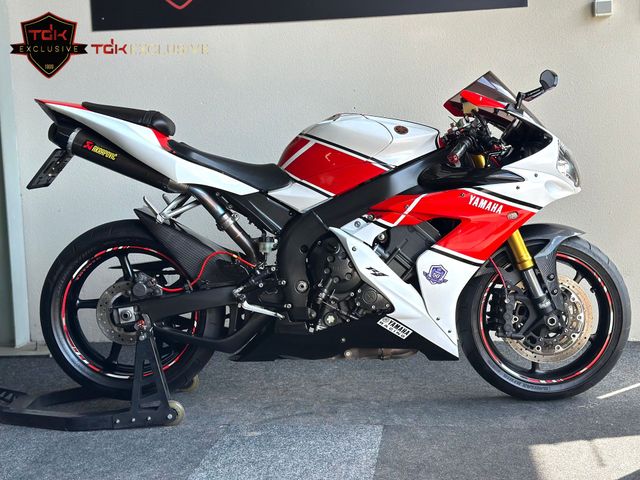 yamaha - yzf-r1