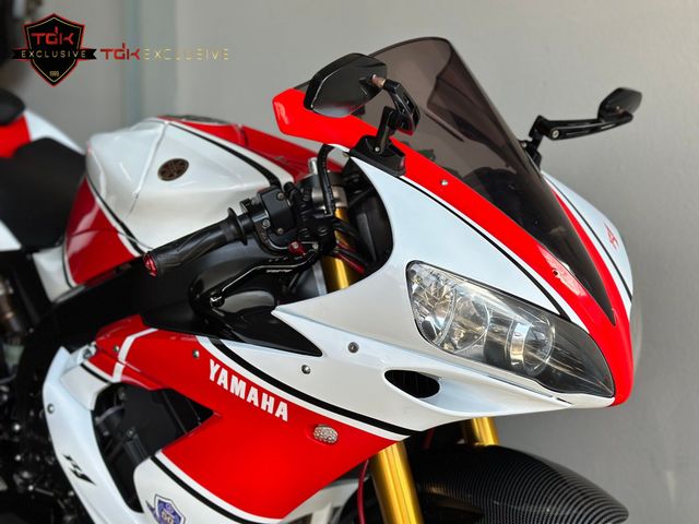 yamaha - yzf-r1