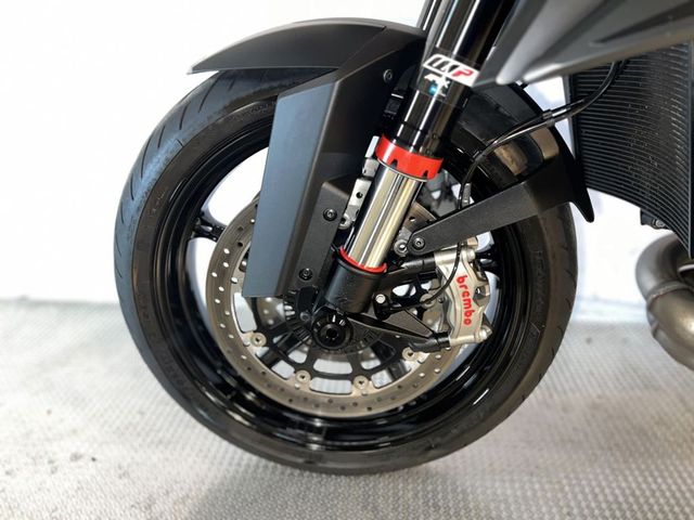 ktm - 1290-super-duke-r