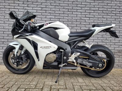 HONDA CBR 1000 RR FIREBLADE – foto 3
