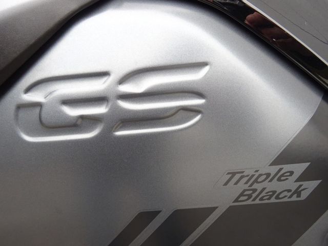 bmw - r-1250-gs-adventure