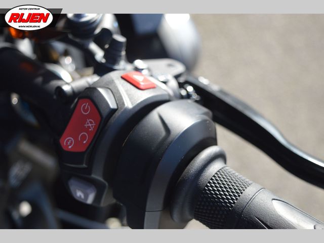 triumph - speed-triple-1200-rs