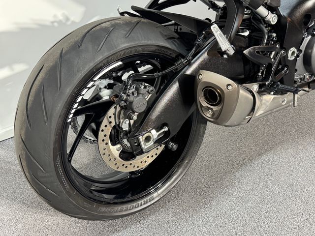 suzuki - gsx-s-1000-abs