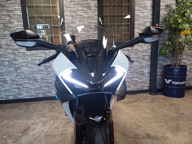cfmoto - 675-sr-r