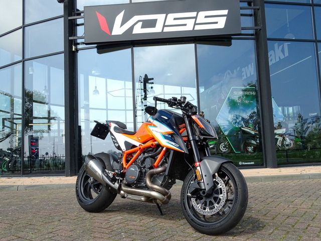 ktm - 1290-super-duke-rr