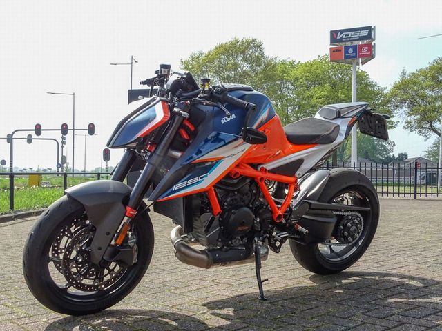 ktm - 1290-super-duke-rr