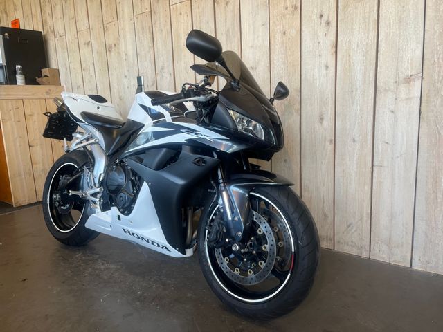 honda - cbr-600-rr