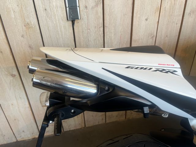 honda - cbr-600-rr