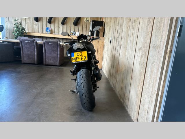 kawasaki - z-750-r