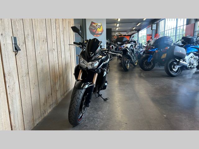 kawasaki - z-750-r