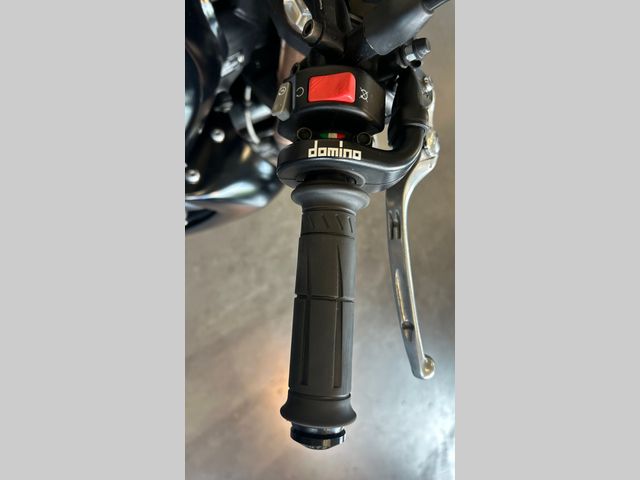 kawasaki - z-750-r