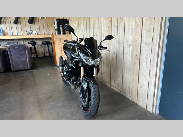 kawasaki - z-750-r
