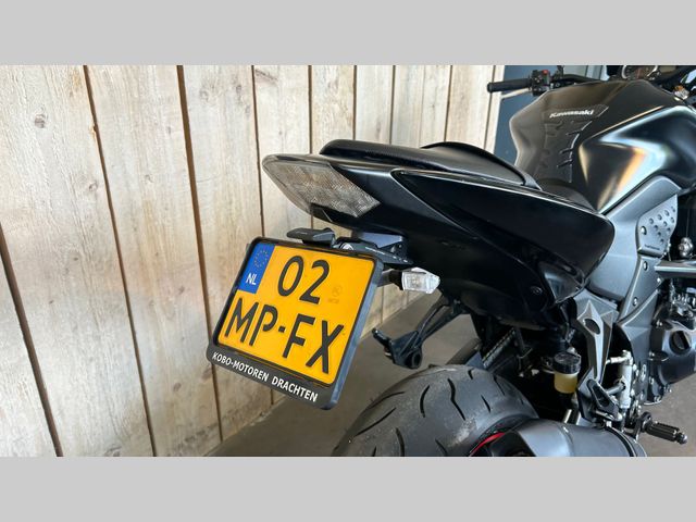 kawasaki - z-750-r