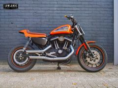 HARLEY-DAVIDSON SPORTSTER XL 883 R