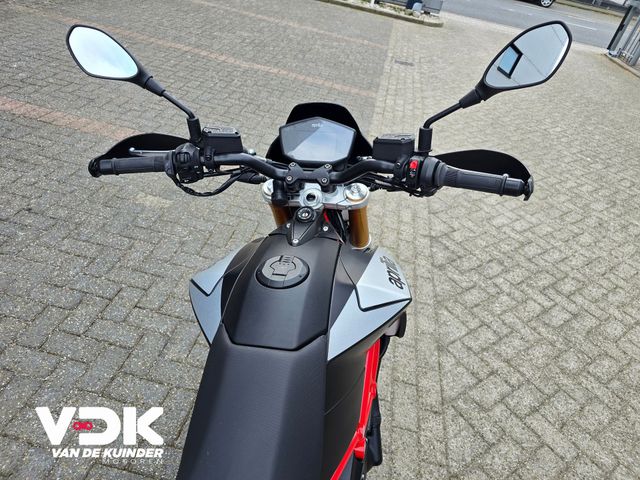 aprilia - dorsoduro-900