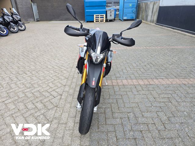 aprilia - dorsoduro-900