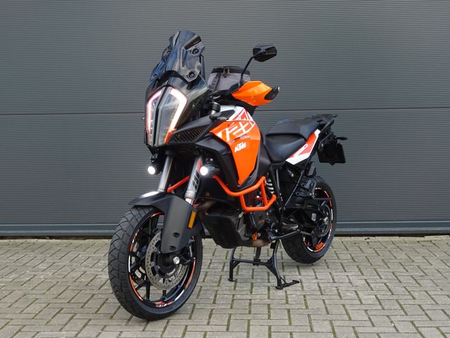 ktm - 1290-super-adventure-s