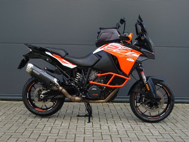 ktm - 1290-super-adventure-s