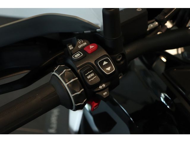 bmw - r-1300-gs