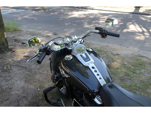 harley-davidson - fat-boy-flstf