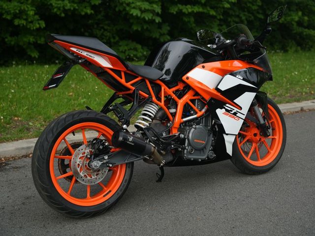 ktm - rc-390
