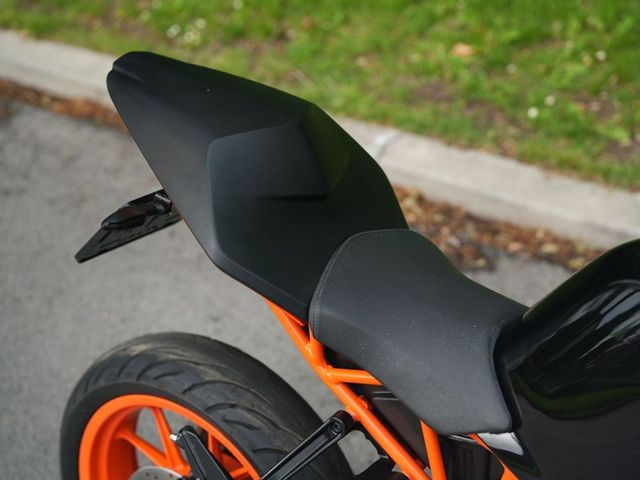 ktm - rc-390