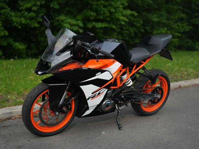 ktm - rc-390