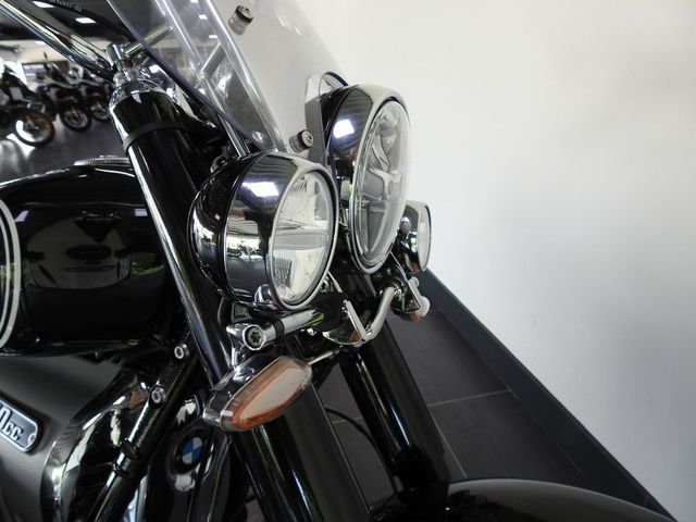 bmw - r-18-classic