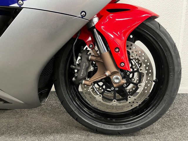 honda - cbr-1000-rr-fireblade