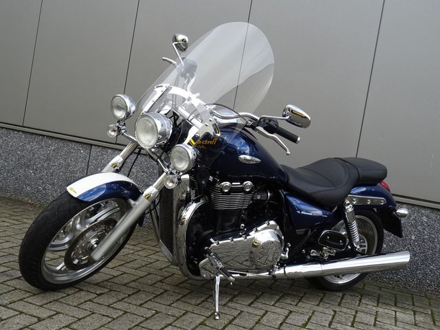 triumph - thunderbird