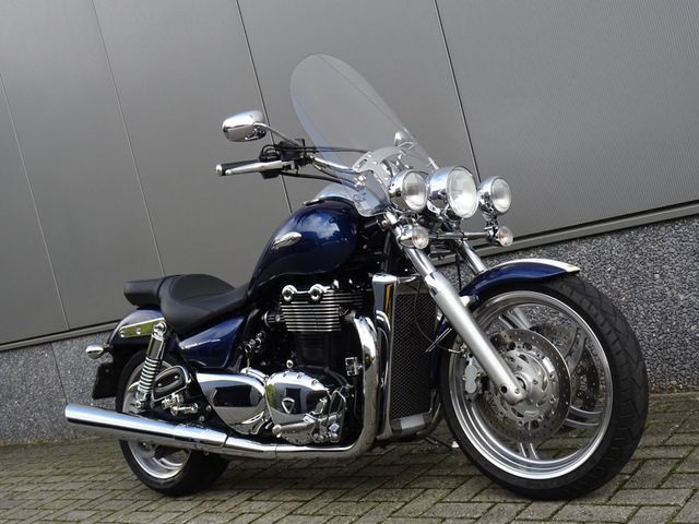 triumph - thunderbird