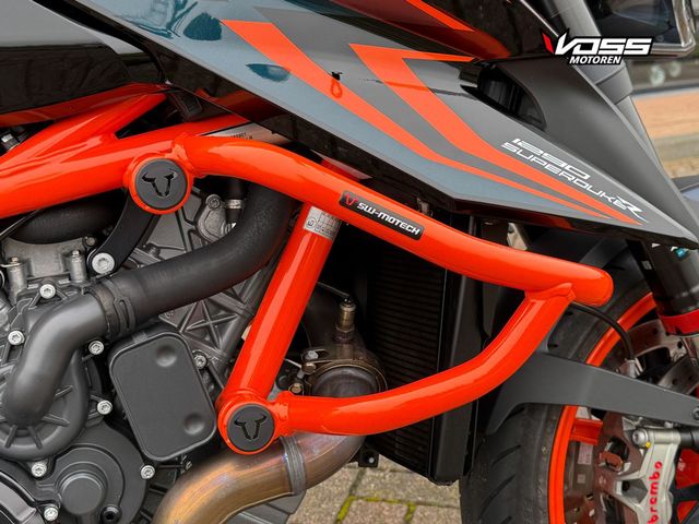 ktm - 1290-super-duke-r