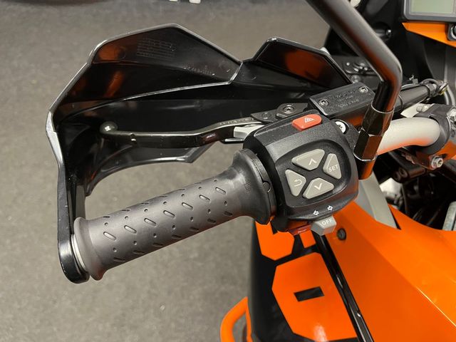 ktm - 1050-adventure