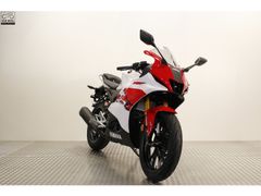 Yamaha R125 70th Anniversary 2026 nieuw – foto 2 van 12