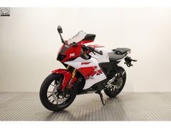 Yamaha R125 70th Anniversary 2026 nieuw – foto 3 van 12