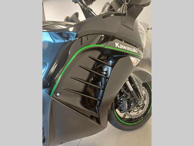 kawasaki - 1400-gtr