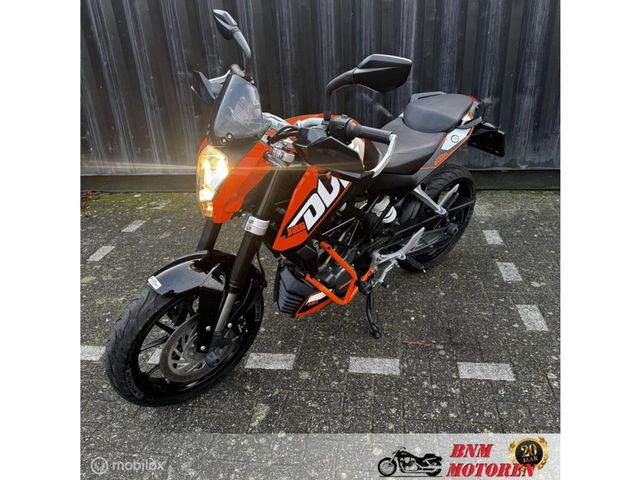 ktm - 125-duke