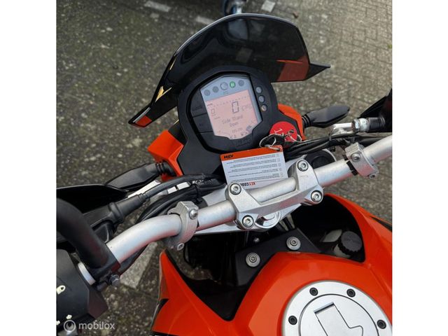 ktm - 125-duke