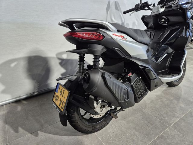 aprilia - sr-gt-200