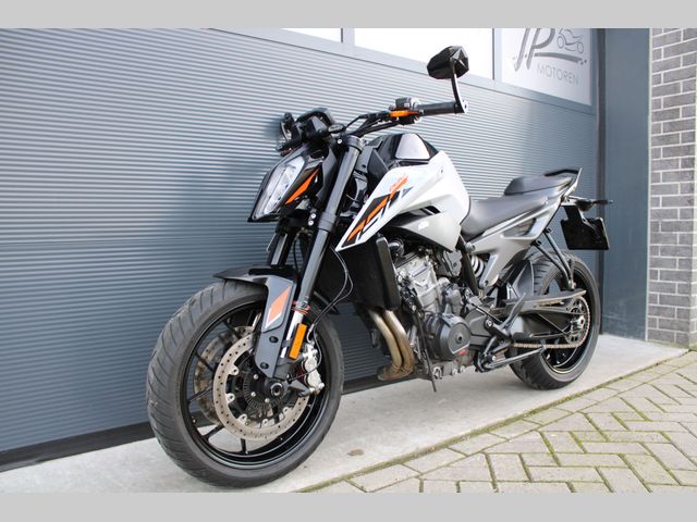 ktm - 790-duke