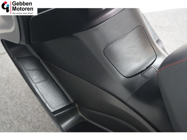 suzuki - burgman-400