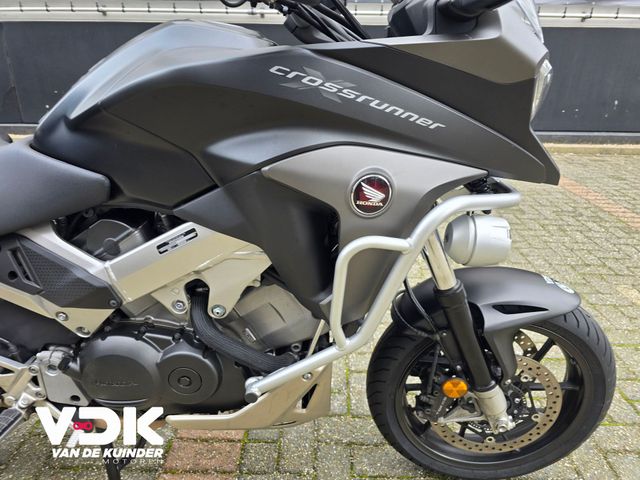 honda - vfr-800-x-crossrunner