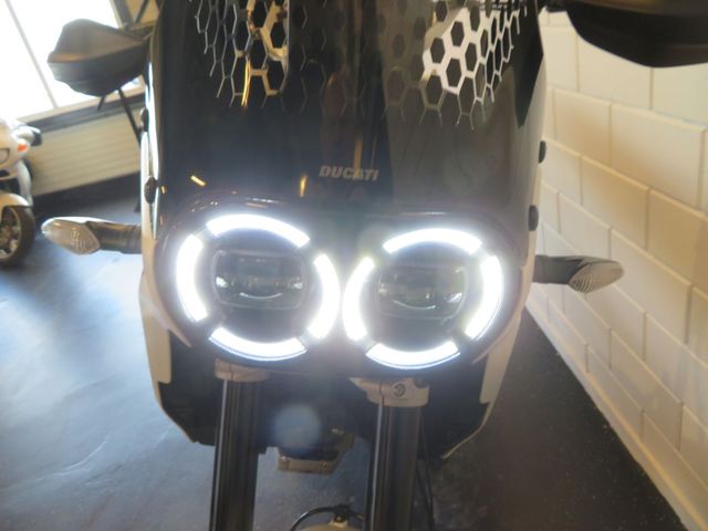 ducati - desertx