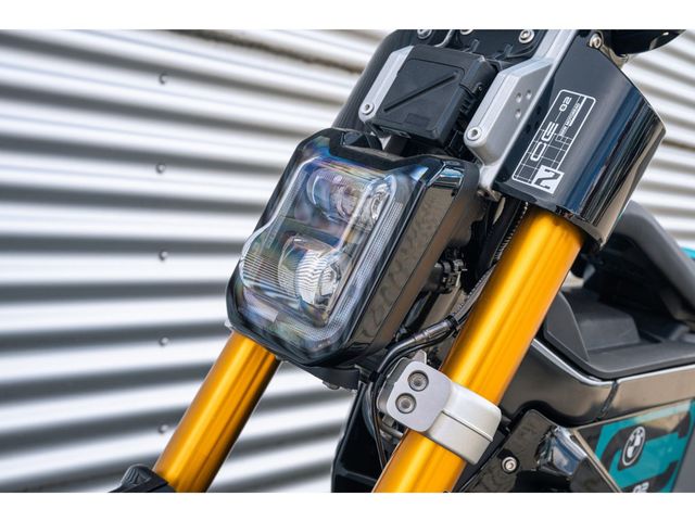 bmw - ce-02