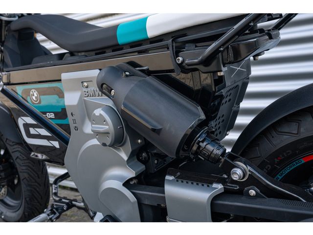 bmw - ce-02