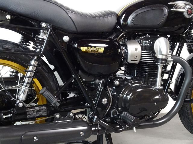 kawasaki - w800-special-edition